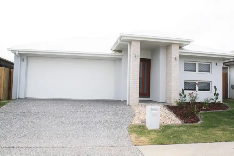45 Wyperfeld Crescent