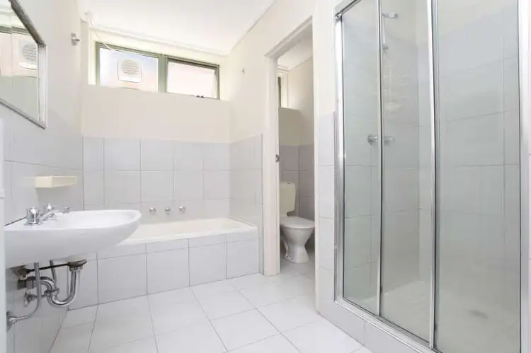 Fourth view of Homely apartment listing, 15/11-13 O'Shaughnessy Street, Kew VIC 3101