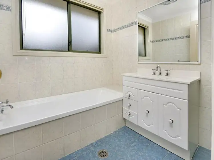 Fifth view of Homely villa listing, 4/11 McAlister Avenue, Engadine NSW 2233