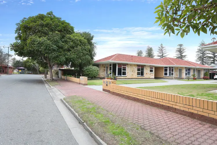 2/10-12 Giles Avenue, Glenelg South SA 5045