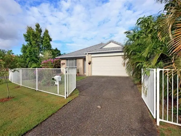 2/6 Linda Way, Upper Coomera QLD 4209