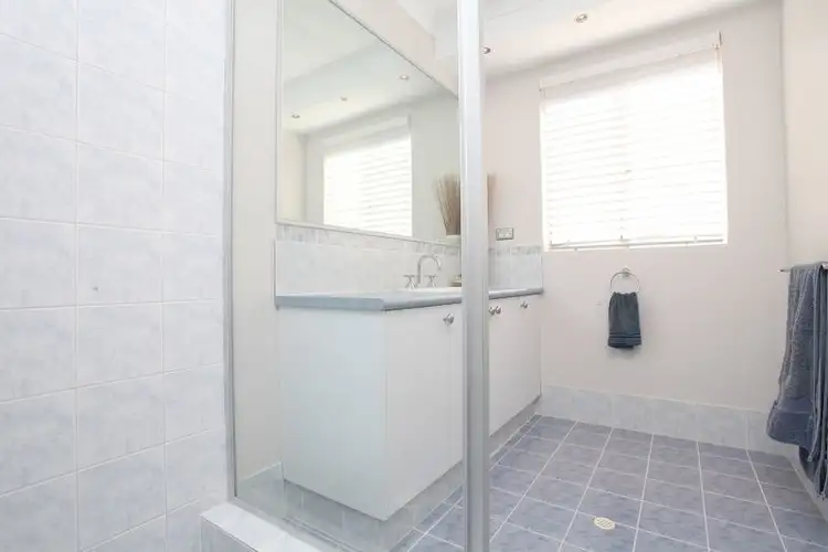 Seventh view of Homely house listing, 32 Merrang Cct, Carramar WA 6031