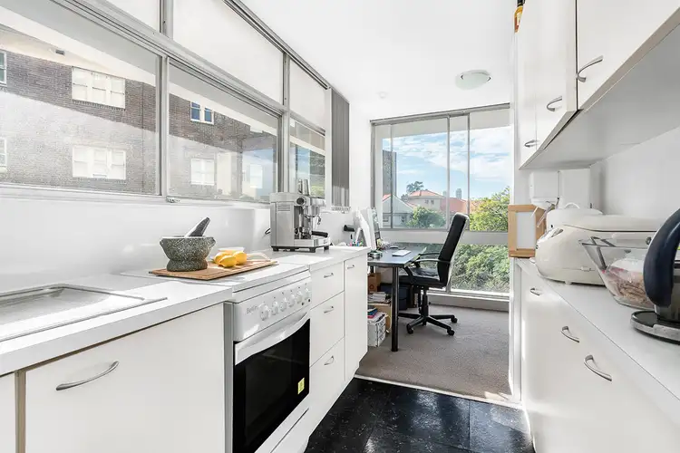 Fifth view of Homely apartment listing, 9/41-49 Roslyn Gardens, Elizabeth Bay NSW 2011