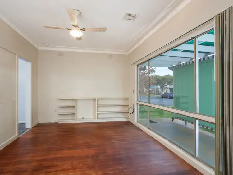 Seventh view of Homely house listing, 23 Killara Avenue, Mount Austin NSW 2650