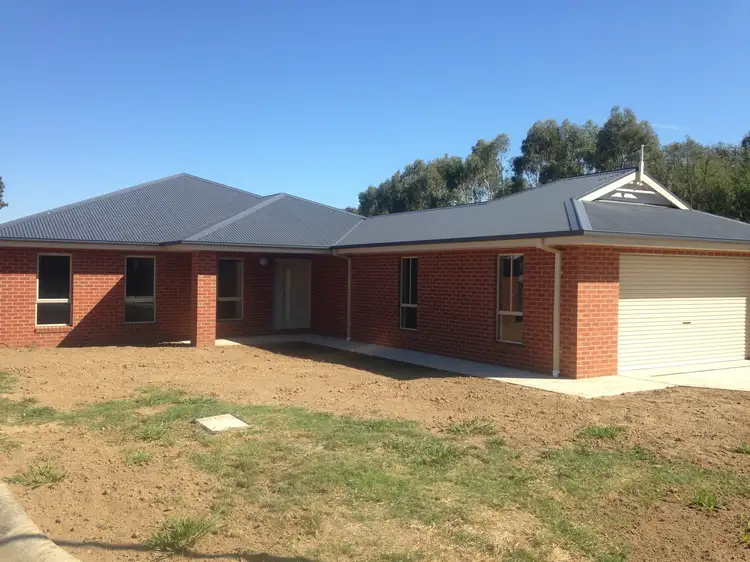 4 Yellow Box Court, Myrtleford VIC 3737
