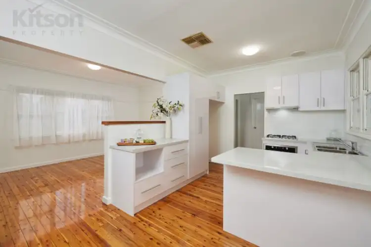 Fifth view of Homely house listing, 7 Cochrane Street, Kooringal NSW 2650
