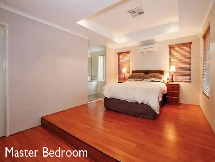 Second view of Homely house listing, 4 Ardea Way, Tapping WA 6065