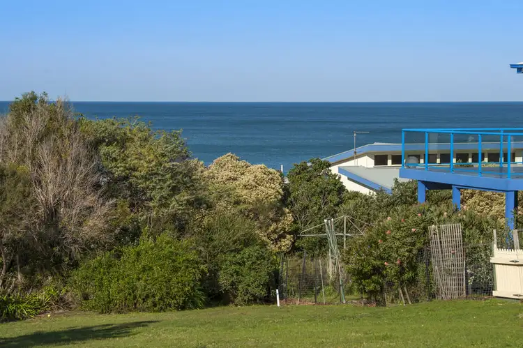 29 Surf Avenue, Skenes Creek VIC 3233