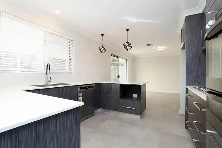 40 Doveridge Drive, Duncraig WA 6023