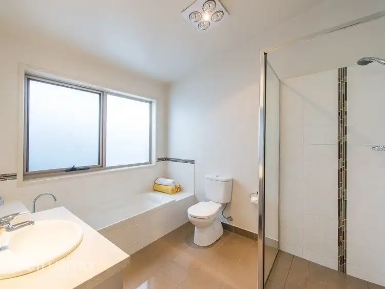 Sixth view of Homely villa listing, 5/10 Flagstaff Gully Road, Lindisfarne TAS 7015