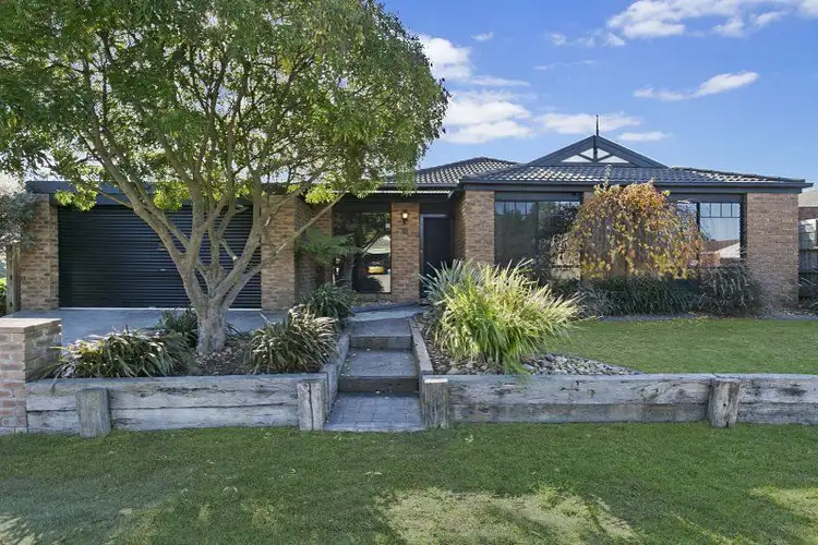 Fourth view of Homely house listing, 7 JULIA COURT, Cranbourne North VIC 3977