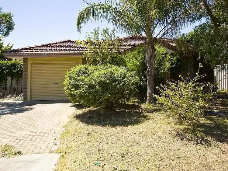 Second view of Homely house listing, 6 Ballard Place, Maddington WA 6109