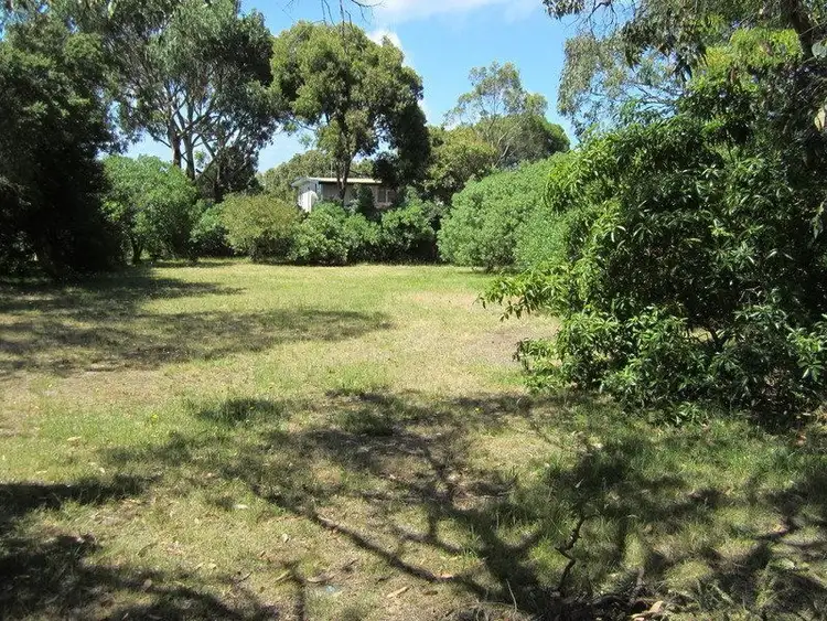 8 Seventh Avenue, Anglesea VIC 3230