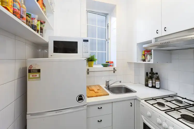 Third view of Homely studio listing, 6/16 Macleay Street, Potts Point NSW 2011