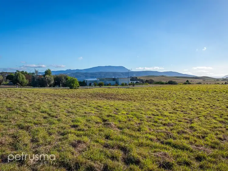 117 Spitfarm Road, Opossum Bay TAS 7023