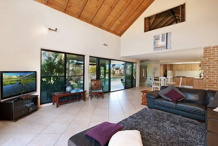 Second view of Homely house listing, 8 Lasiandra Close, Suffolk Park NSW 2481