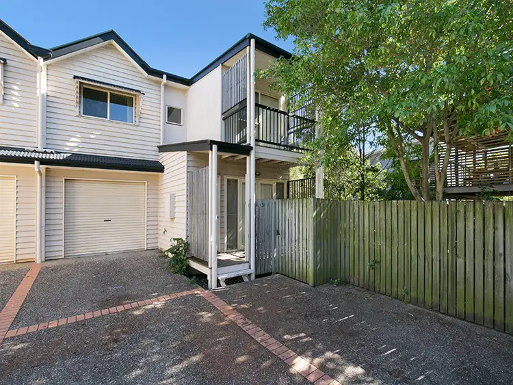 428A Bennetts Road, Norman Park QLD 4170