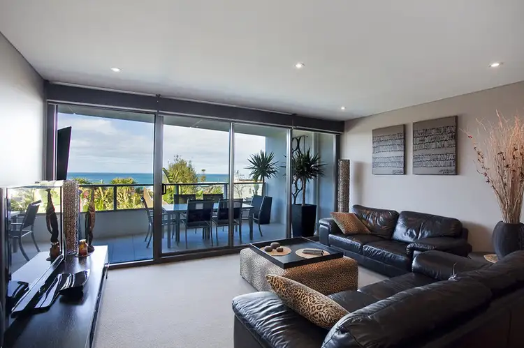 28/4 Smith Street, Lorne VIC 3232