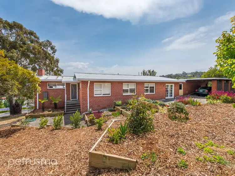 1 Kent Street, Lindisfarne TAS 7015