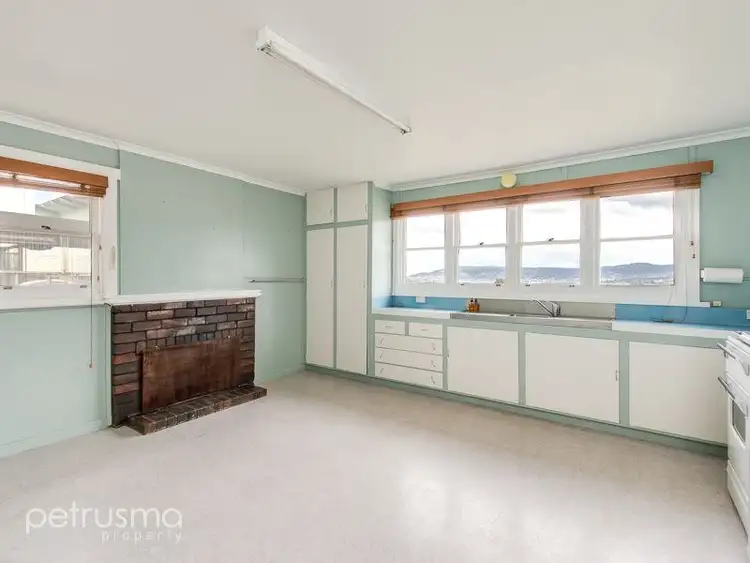 Fourth view of Homely house listing, 5 Karoola Rd, Lindisfarne TAS 7015