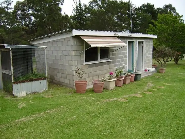 Fifth view of Homely house listing, 25 Gardners, Falls Creek NSW 2540