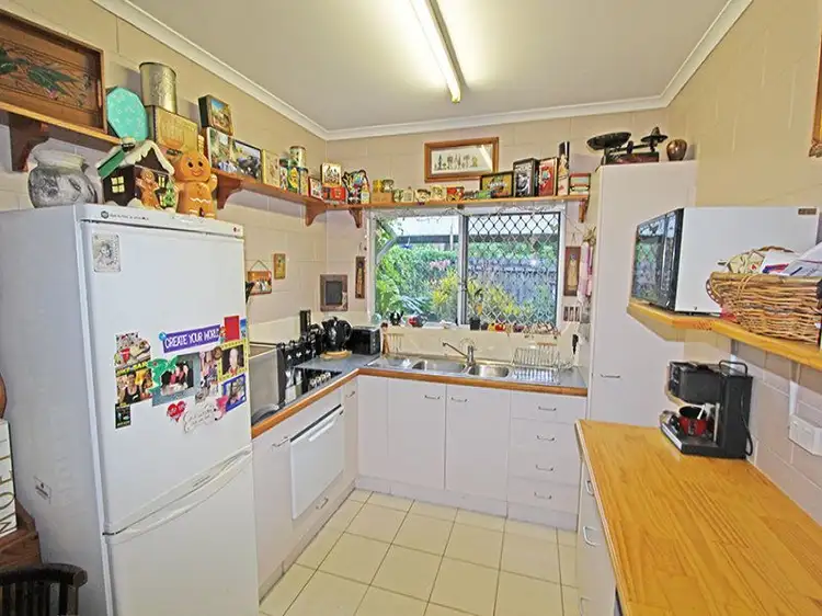 Second view of Homely unit listing, 4/8-10 Mt Peter Road, Edmonton QLD 4869