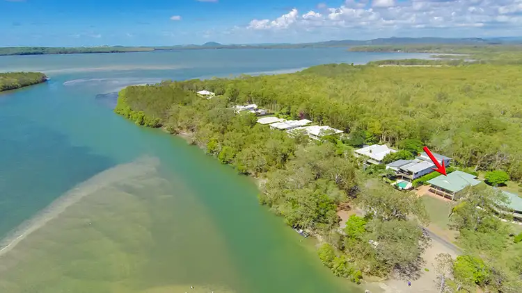 157 Lake Weyba Drive, Noosaville QLD 4566