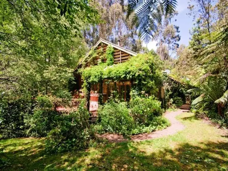 25 Melba Gully Road, Lavers Hill VIC 3238