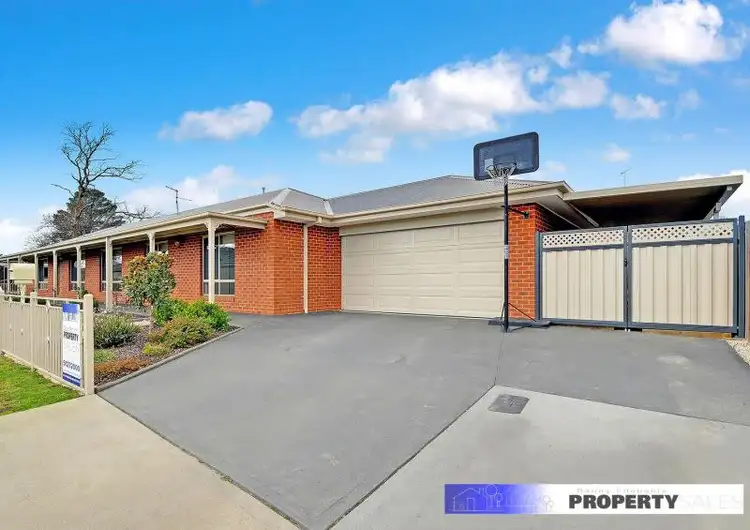 51 Sweetwater Place, Moe VIC 3825