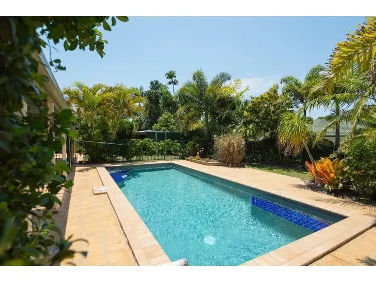 7 Cooba Place, Noosaville QLD 4566