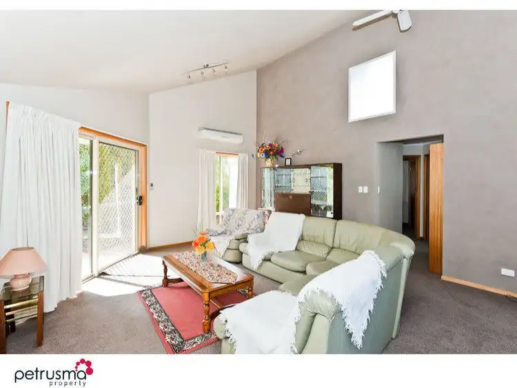 Fifth view of Homely villa listing, 2/20 Natone Street, Lindisfarne TAS 7015
