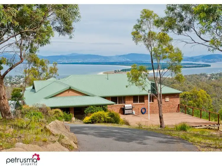 33 Dodges Hill Road, Dodges Ferry TAS 7173