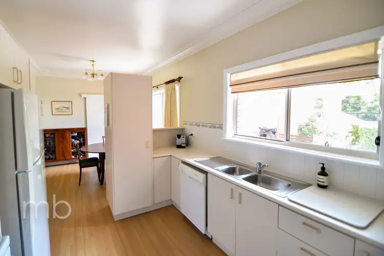 Sixth view of Homely house listing, 2 Aminya Place, Orange NSW 2800