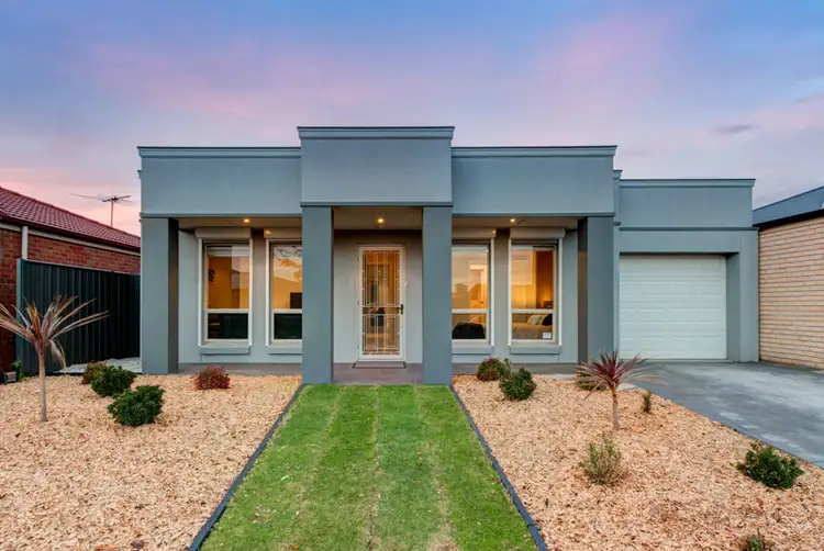 52 Wattlebird Drive, Burton SA 5110