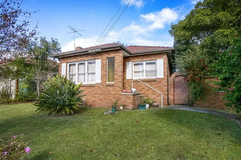 Main view of Homely house listing, 68 Easton Avenue, Sylvania NSW 2224