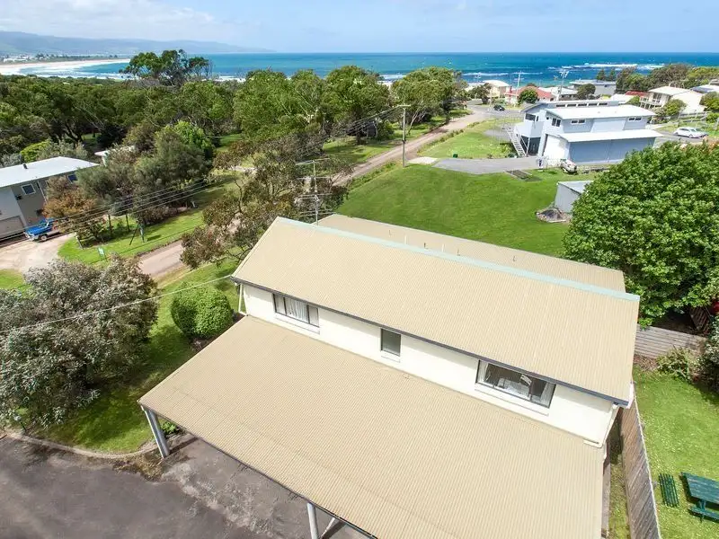 Main view of Homely unit listing, Unit 1/1 Newcombe Street, Marengo VIC 3233