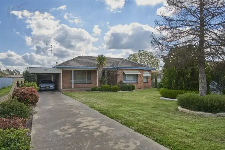 17 Campbell Place, Wagga Wagga NSW 2650