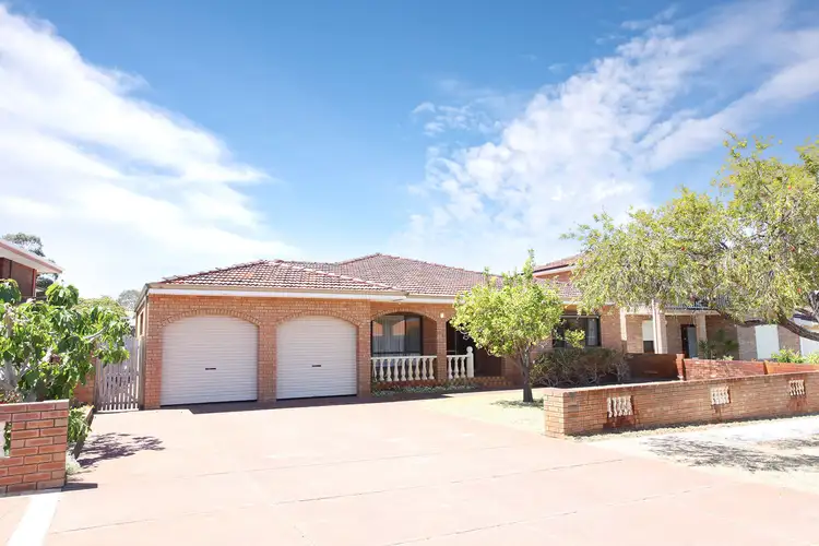 20 Kookaburra Street, Stirling WA 6021