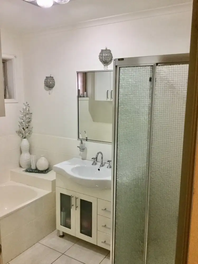 Fourth view of Homely house listing, 18 Kunzea Close, Meadow Heights VIC 3048