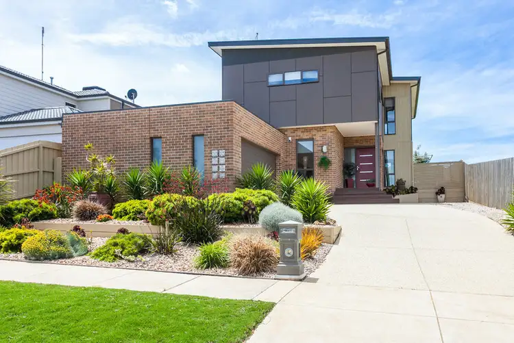 17 Eton Road, Torquay VIC 3228