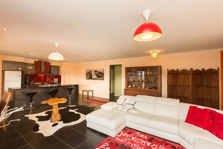 Sixth view of Homely house listing, 5 Weight Close, Horsham VIC 3400