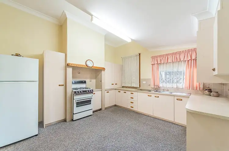 48 Elizabeth Street, Telarah NSW 2320