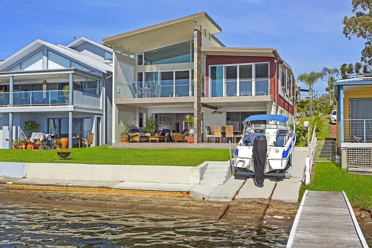 45 Sunshine Parade, Sunshine NSW 2264