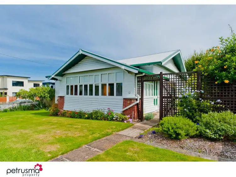 12 Derwent Street, Bellerive TAS 7018