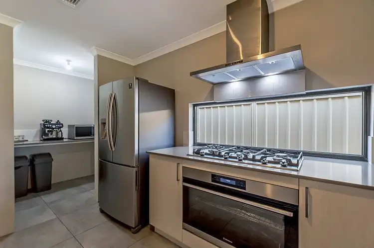 115 Eleanore Drive, Madora Bay WA 6210