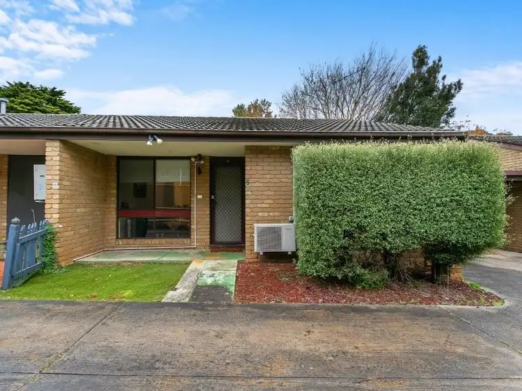 Main view of Homely unit listing, 2/7 Lindman Street, Drouin VIC 3818