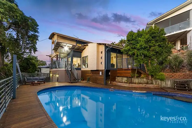 25 Queen Street, North Ward QLD 4810