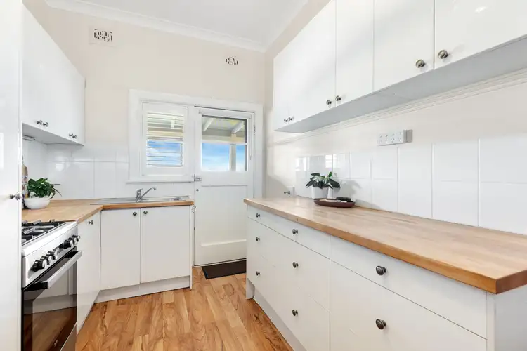 Fifth view of Homely unit listing, 3/15 Livingstone Street, Merewether NSW 2291