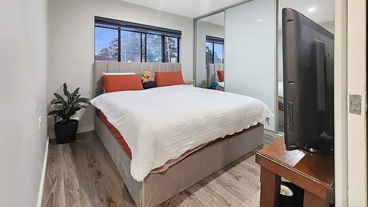 Sixth view of Homely house listing, 4 Sadleir Avenue, Sadleir NSW 2168