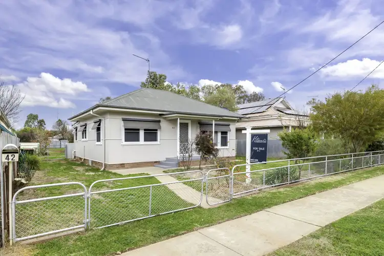42 Ferrier Street, Lockhart NSW 2656